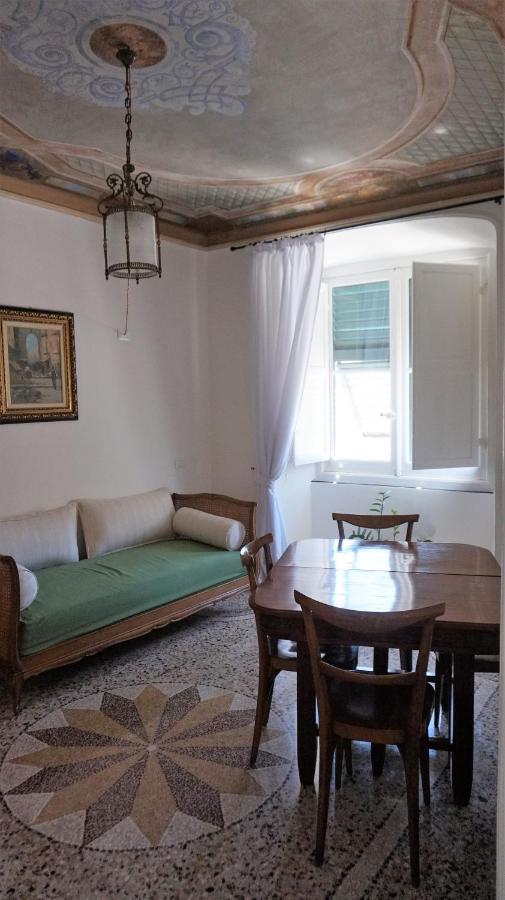 Bed and Breakfast Le Coccole Genua Exterior foto